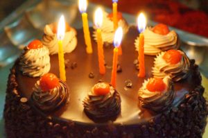 torta di compleanno