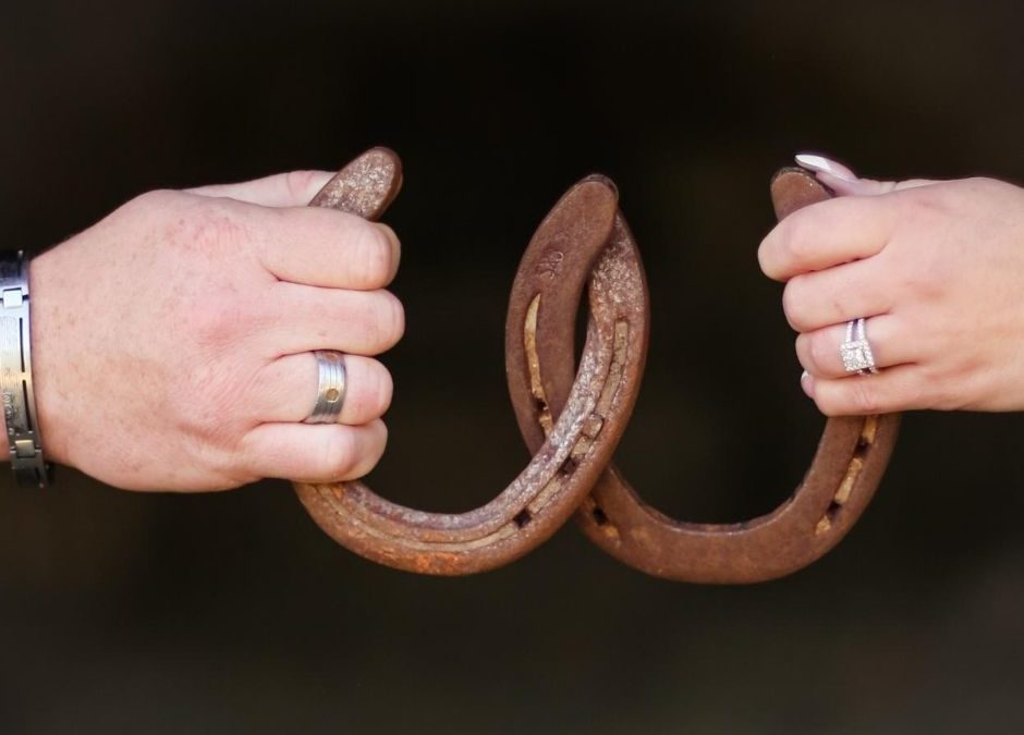 Le superstizioni dello sposo: tradizioni e curiosità nel matrimonio